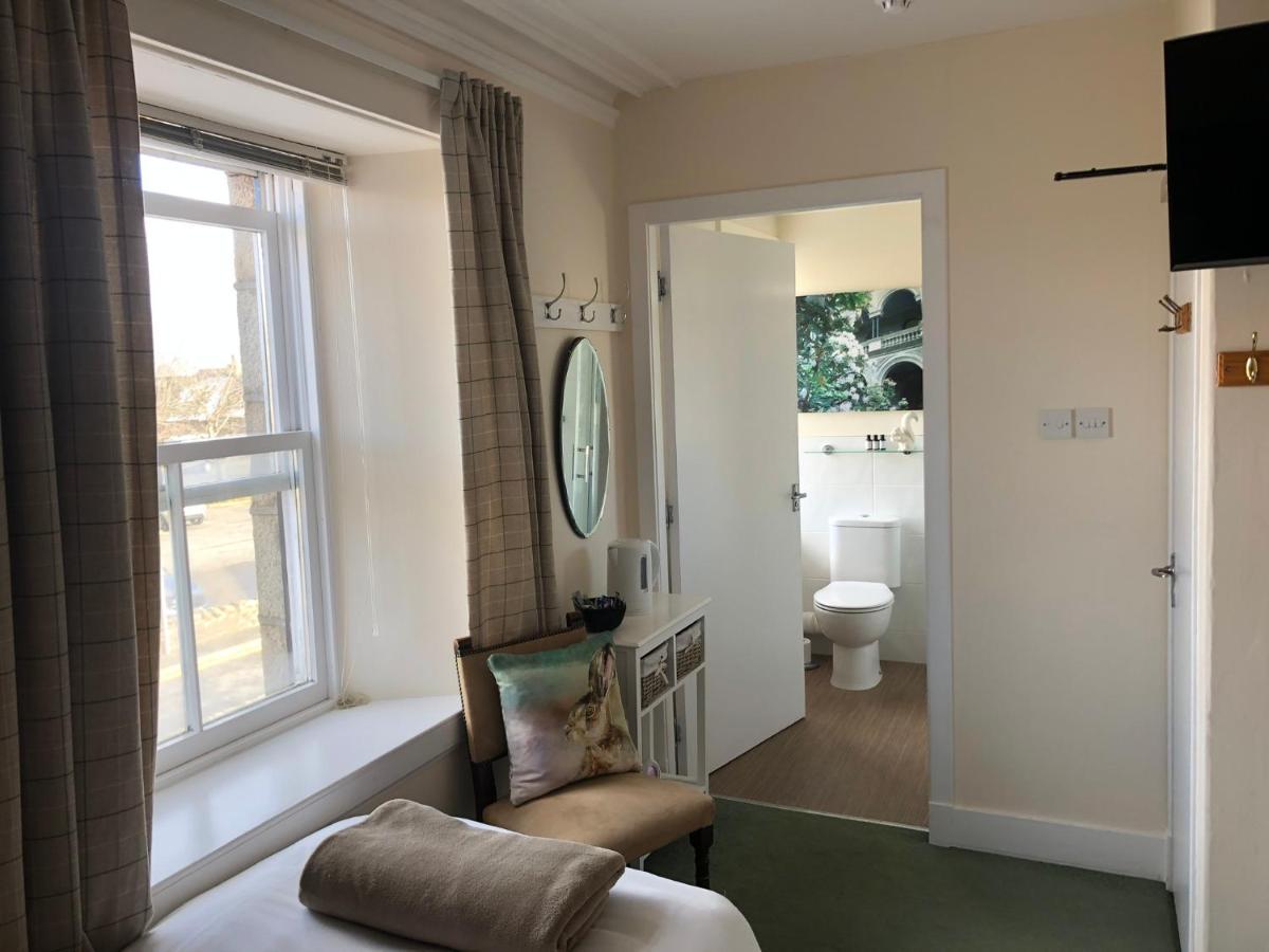 The Aberdeen Arms Hotel Tarves Экстерьер фото